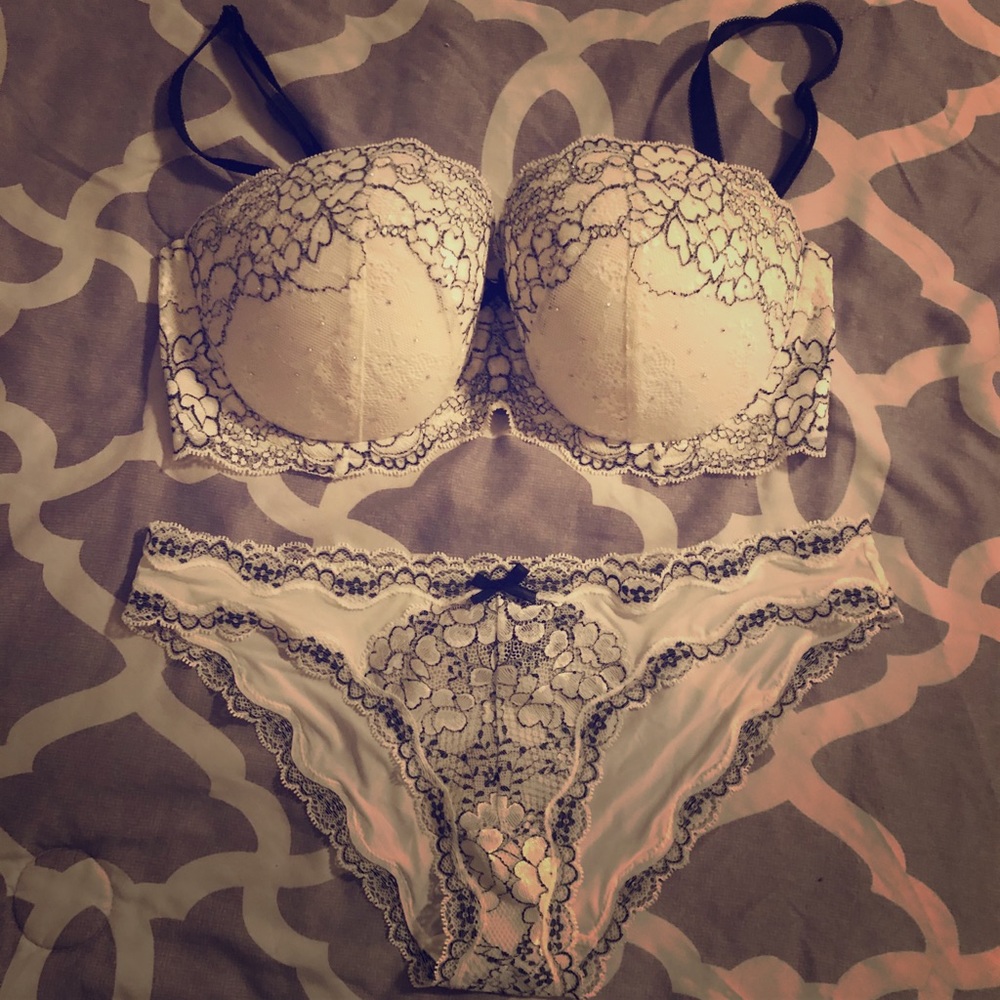 Bra and Panty Set